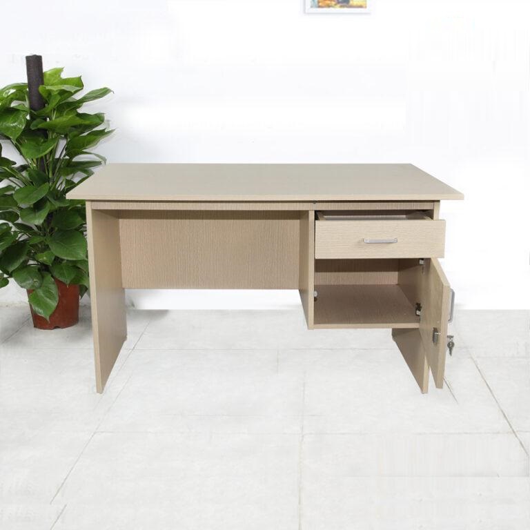 ban-lam-viec-hoc-treo-1-768x768
